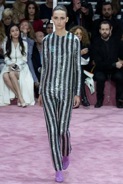 Look 41